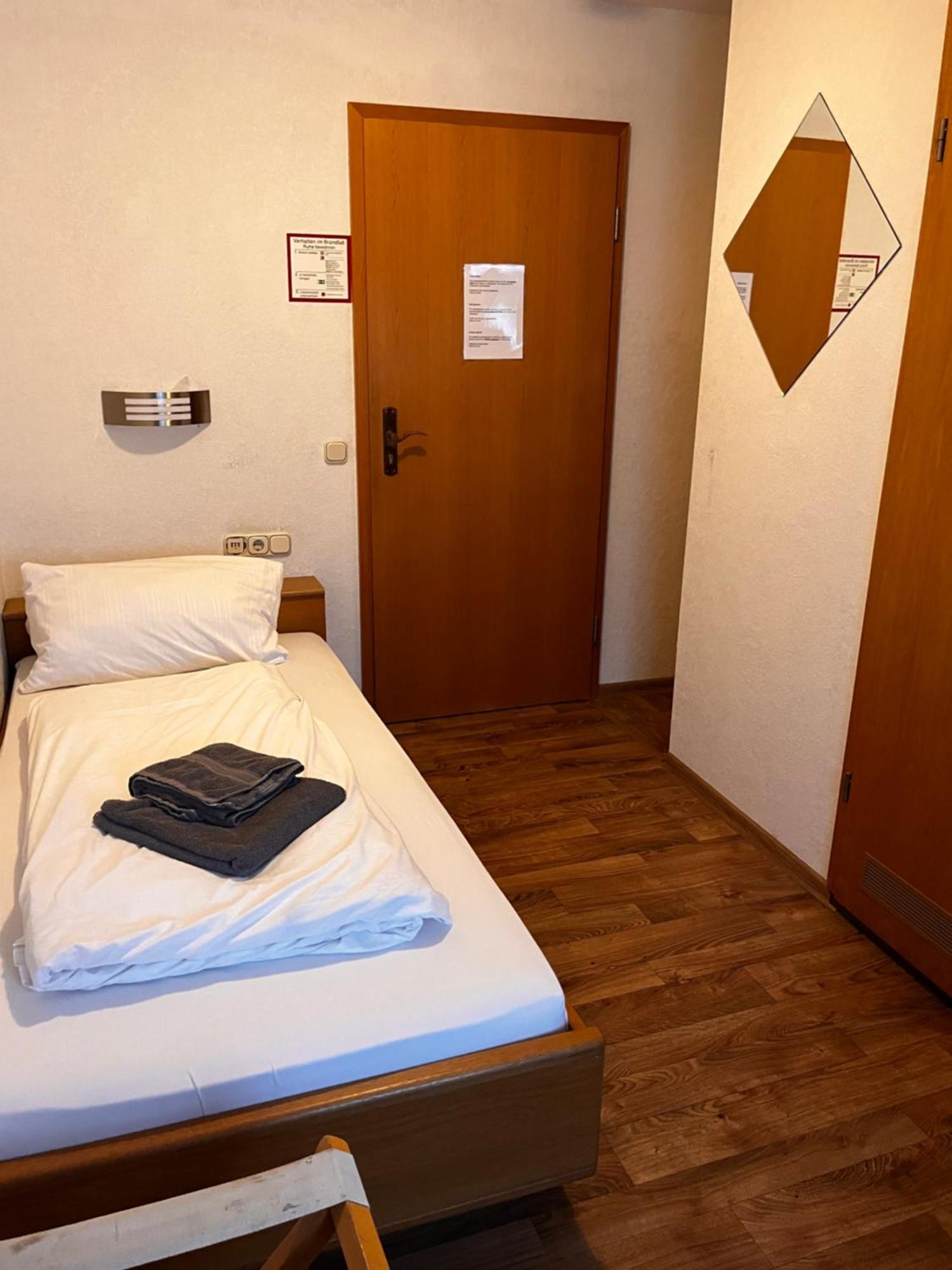 Hotel Zur Post Limburg Bad Camberg Hunfelden Exterior photo